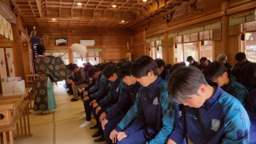 都農神社必勝祈願